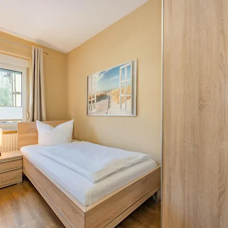 Ost - Alex דירה צינוביץ