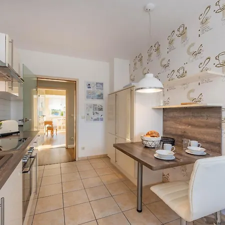 Ost - Alex דירה צינוביץ